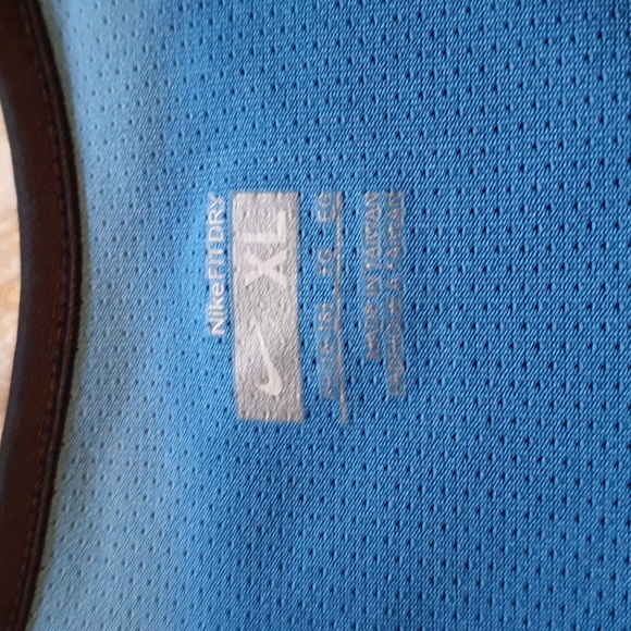 Nike FITDRY Blue Short sleeve V-neck T-shirt - Picture 2 of 3